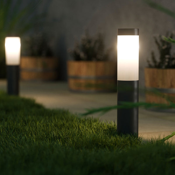 London XT Solar Post Light - Black Edition - DeWaldens Garden Centre