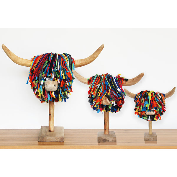 Elspeth Highland Cow Sculpture - DeWaldens Garden Centre