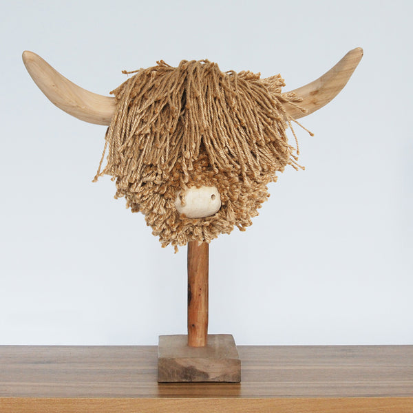 Elspeth Highland Cow Sculpture - DeWaldens Garden Centre