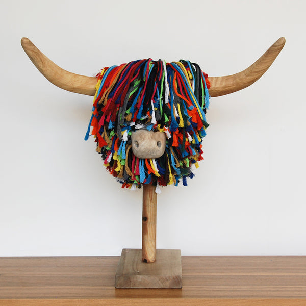 Elspeth Highland Cow Sculpture - DeWaldens Garden Centre