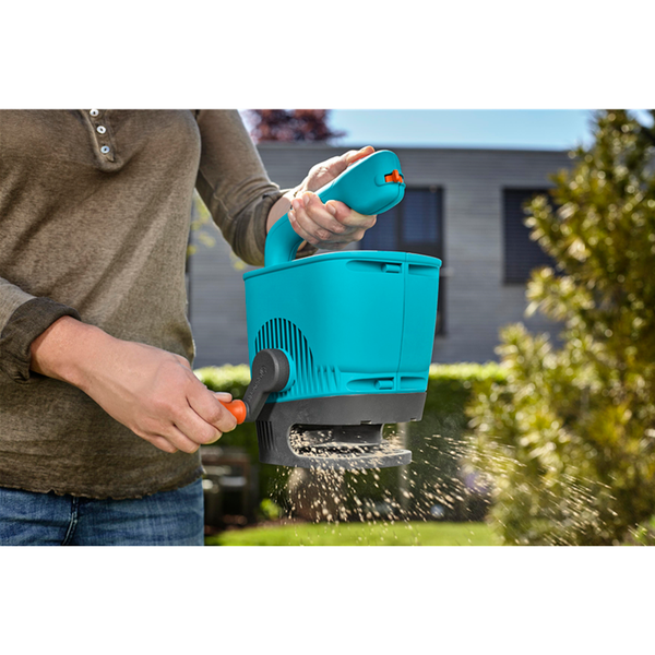 Gardena Hand Held Spreader M - DeWaldens Garden Centre