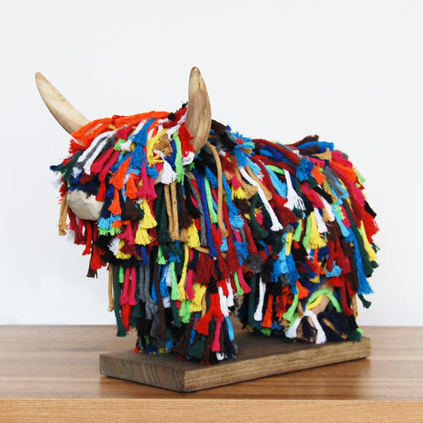 Morag Highland Cow Sculpture - DeWaldens Garden Centre