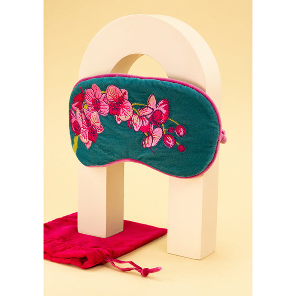 Powder Luxury Lavender Velvet Eye Mask - DeWaldens Garden Centre